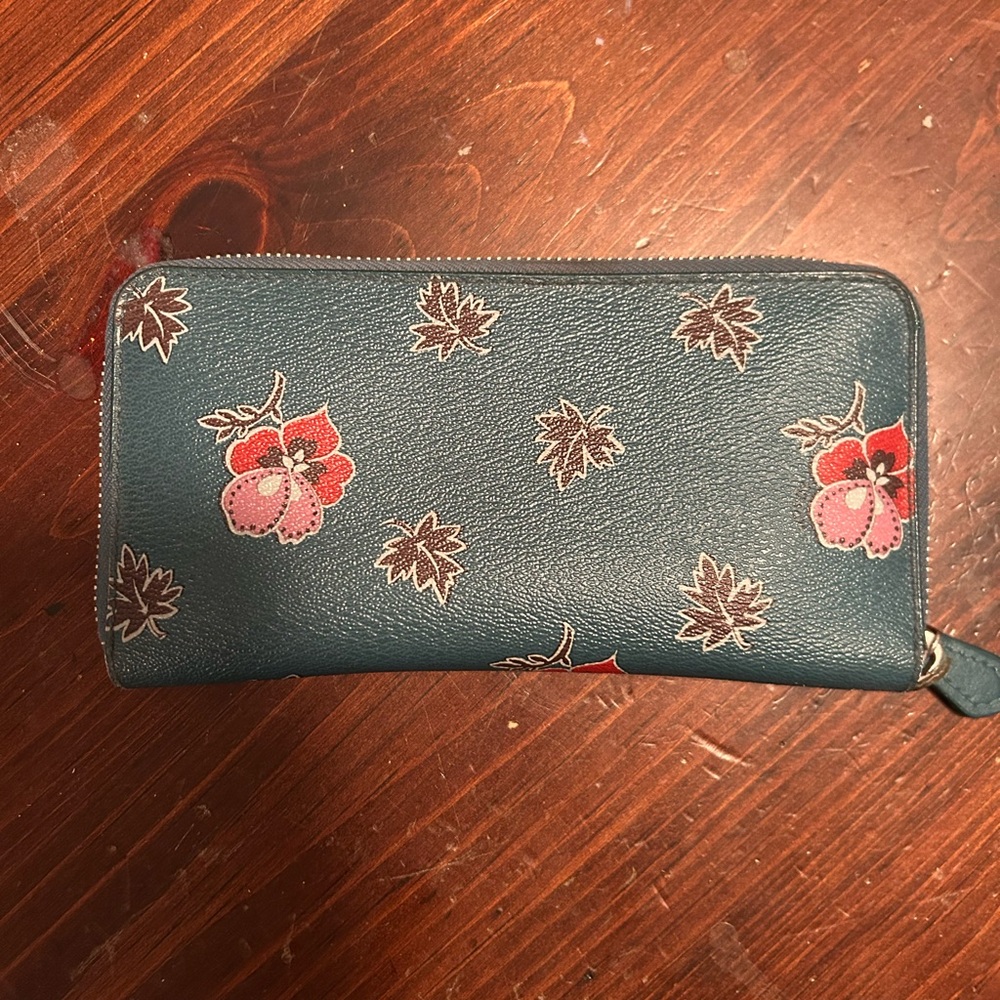Coach wallet - Picture 2 of 8